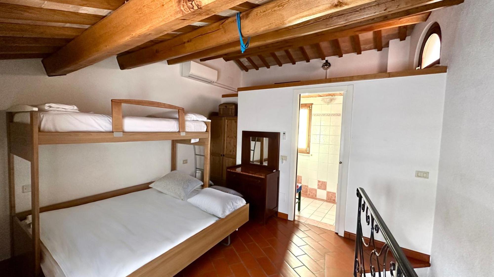 S178 - Sirolo, Delizioso Cielo-Terra Con Ingresso Indipendente Appartement Buitenkant foto